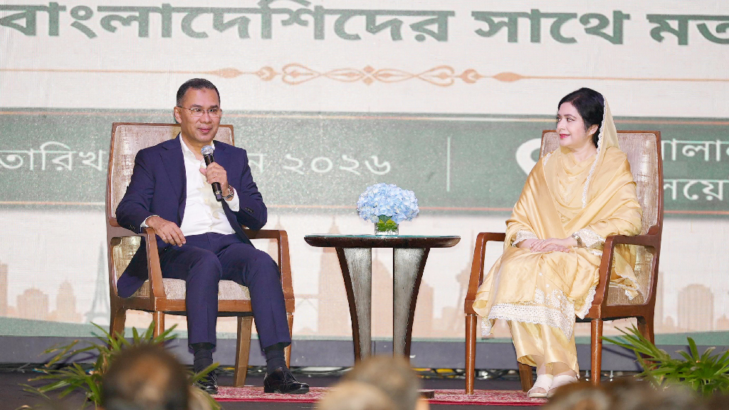 মালয়েশিয়ায় প্রবাসী বাংলাদেশিদের সঙ্গে প্রধানমন্ত্রীর মতবিনিময়