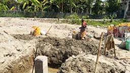 পাবনায় ধর্ষকের বাড়ি গুঁড়িয়ে দেওয়ার পর লুট, তুলে নেওয়া হচ্ছে মাটি