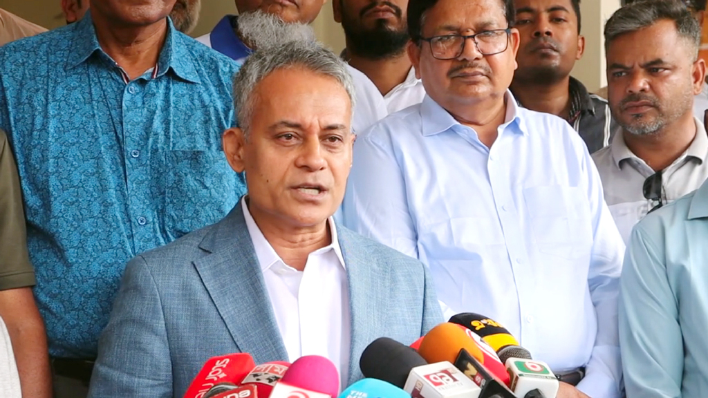 পাবনা-ঢাকা রুটে ট্রেন চলাচল শুরু আগস্টে: রেলমন্ত্রী