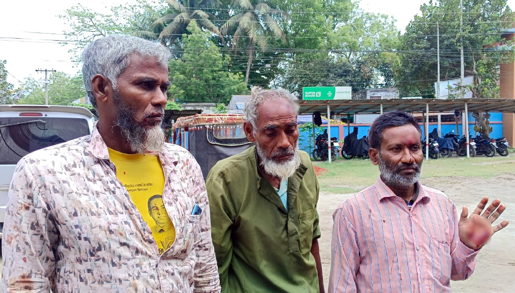 চাটমোহরে জলাশয় নিয়ে দুই পক্ষের সংঘর্ষ, আহত ১০