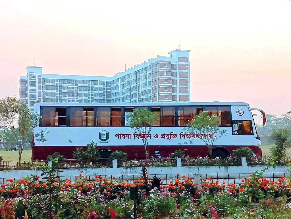 পিকনিকের কথা বলে ডেকে র্যাগিং, পাবিপ্রবির ছাত্রী হাসপাতালে