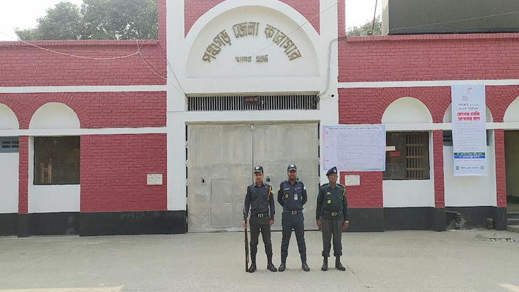 প্রতিমন্ত্রীকে নিয়ে ফেসবুকে পোস্ট, জামিন পেল সেই শিশু