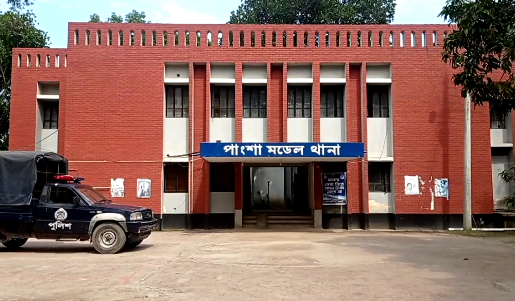 রাজবাড়ীতে আসামি ধরতে গিয়ে হামলার শিকার ২ পুলিশ সদস্য