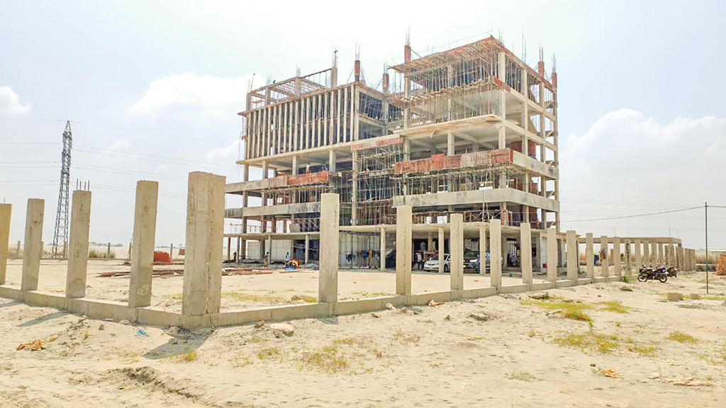 ছয় বছরেও আলোর মুখ দেখেনি কেমিক্যাল পার্ক