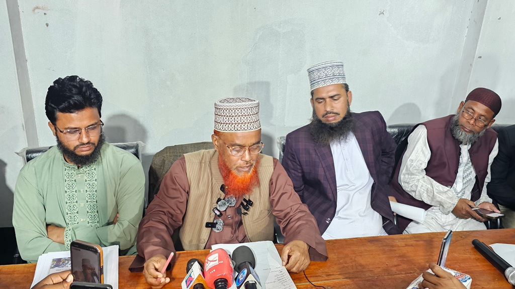 পাথরঘাটায় পুলিশের বিরুদ্ধে পক্ষপাতের অভিযোগে জামায়াতের সংবাদ সম্মেলন