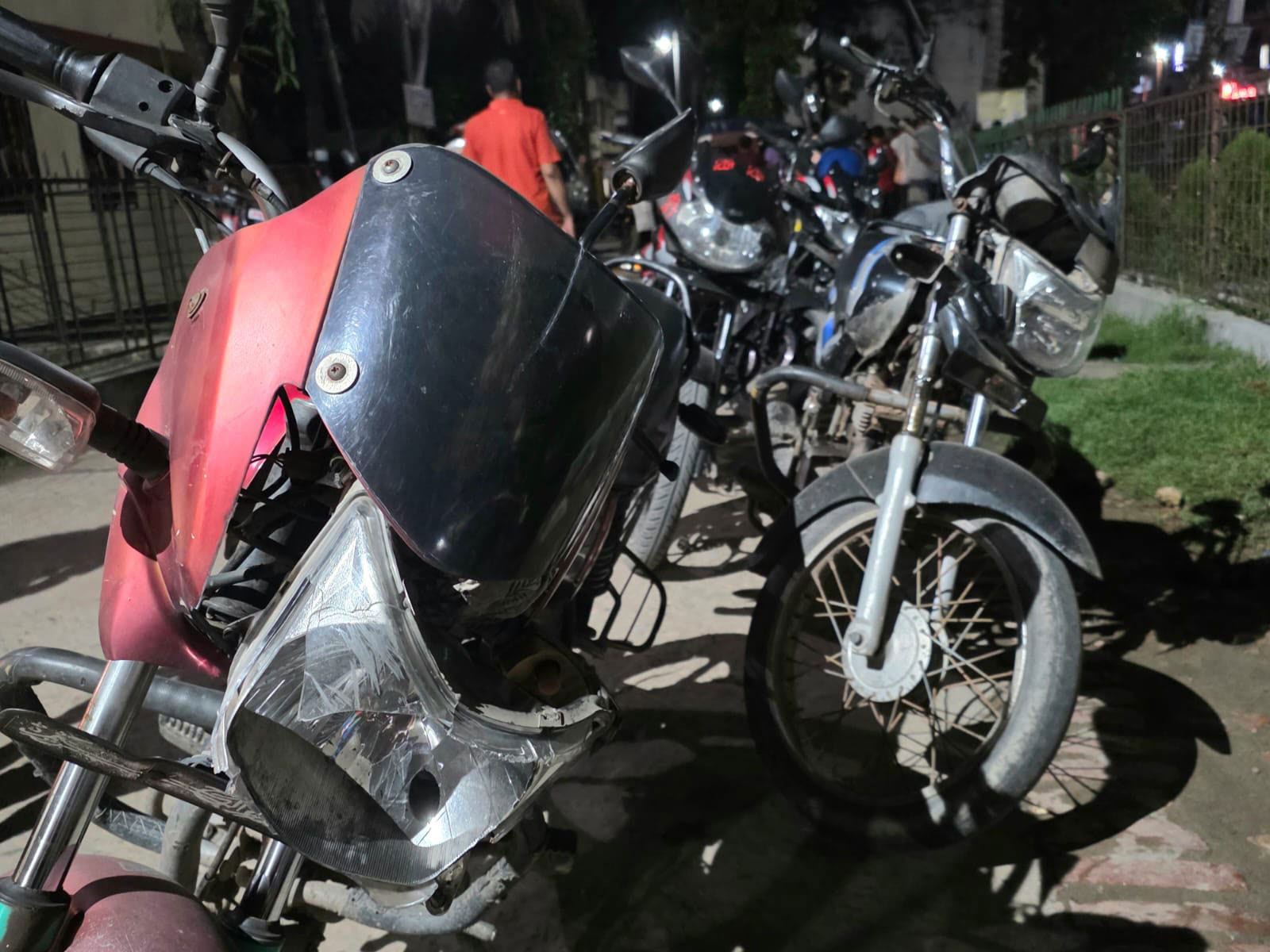 বাউফলে বিএনপির বিক্ষোভ মিছিলে হামলার অভিযোগ, আহত ১০