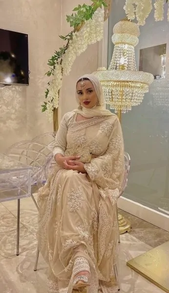 অনুষ্ঠানভেদে শাড়ি ও হিজাবের স্টাইলিং আইডিয়া ভিন্ন হতে পারে। ছবি: সংগৃহীত