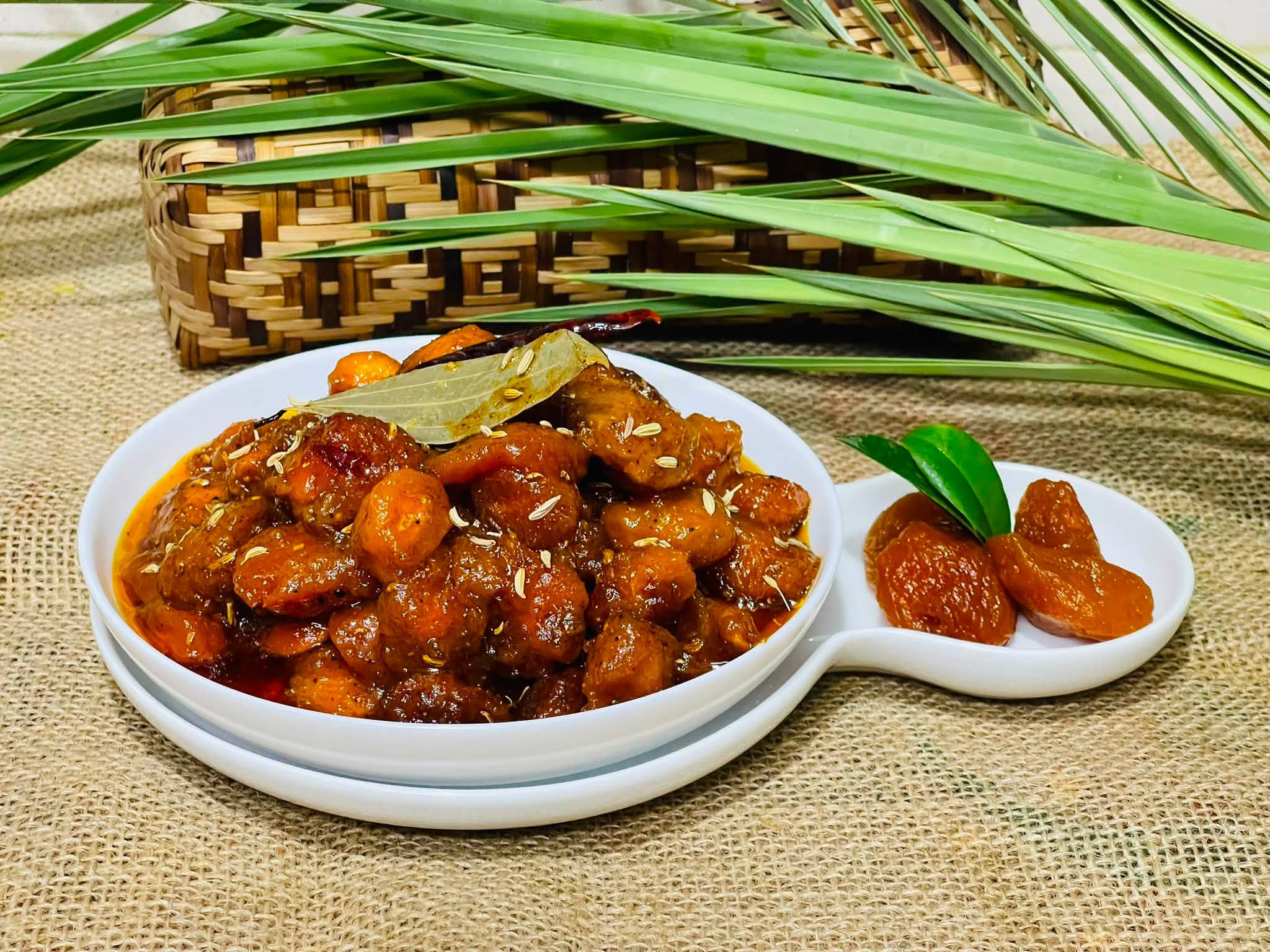 আলু বোখারার ঝাল মিষ্টি আচার