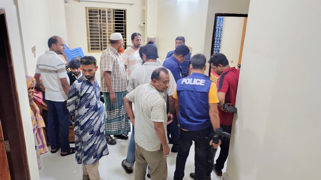 লক্ষ্মীপুরে মা-মেয়ের গলাকাটা লাশ উদ্ধার