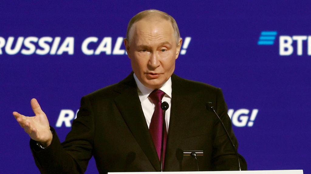 ইউরোপ যুদ্ধ চাইলে আমরা এখনই প্রস্তুত: পুতিন