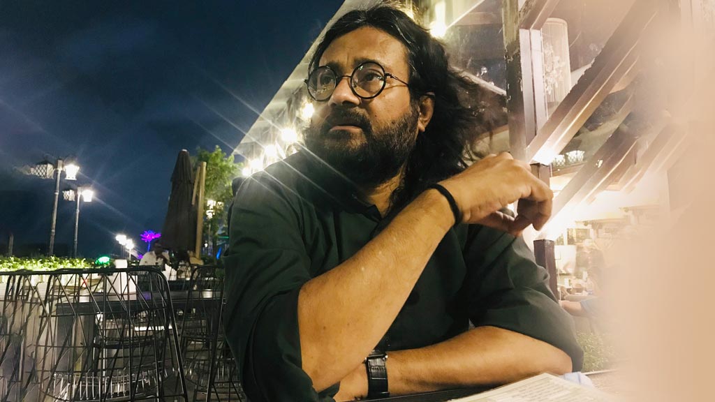 অডিওতে মনোযোগ দিতেই সিনেমার গান ছাড়ার সিদ্ধান্ত প্রিন্স মাহমুদের