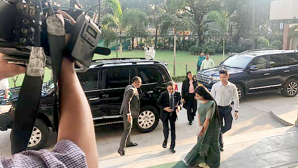 ভারতীয় হাইকমিশনারকে তলব করে হাদির ওপর হামলাকারীদের গ্রেপ্তারের অনুরোধ