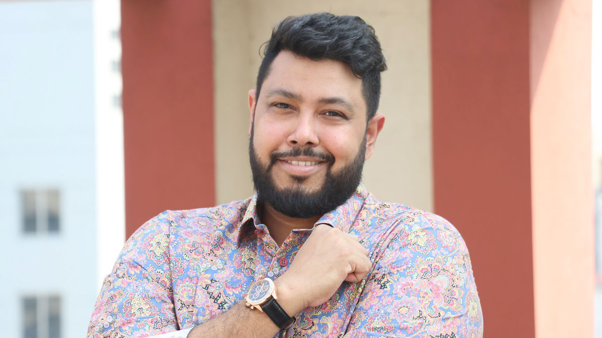 দেশে এলেন প্রতীক, গাইবেন স্টেজে, প্রকাশ করবেন গান