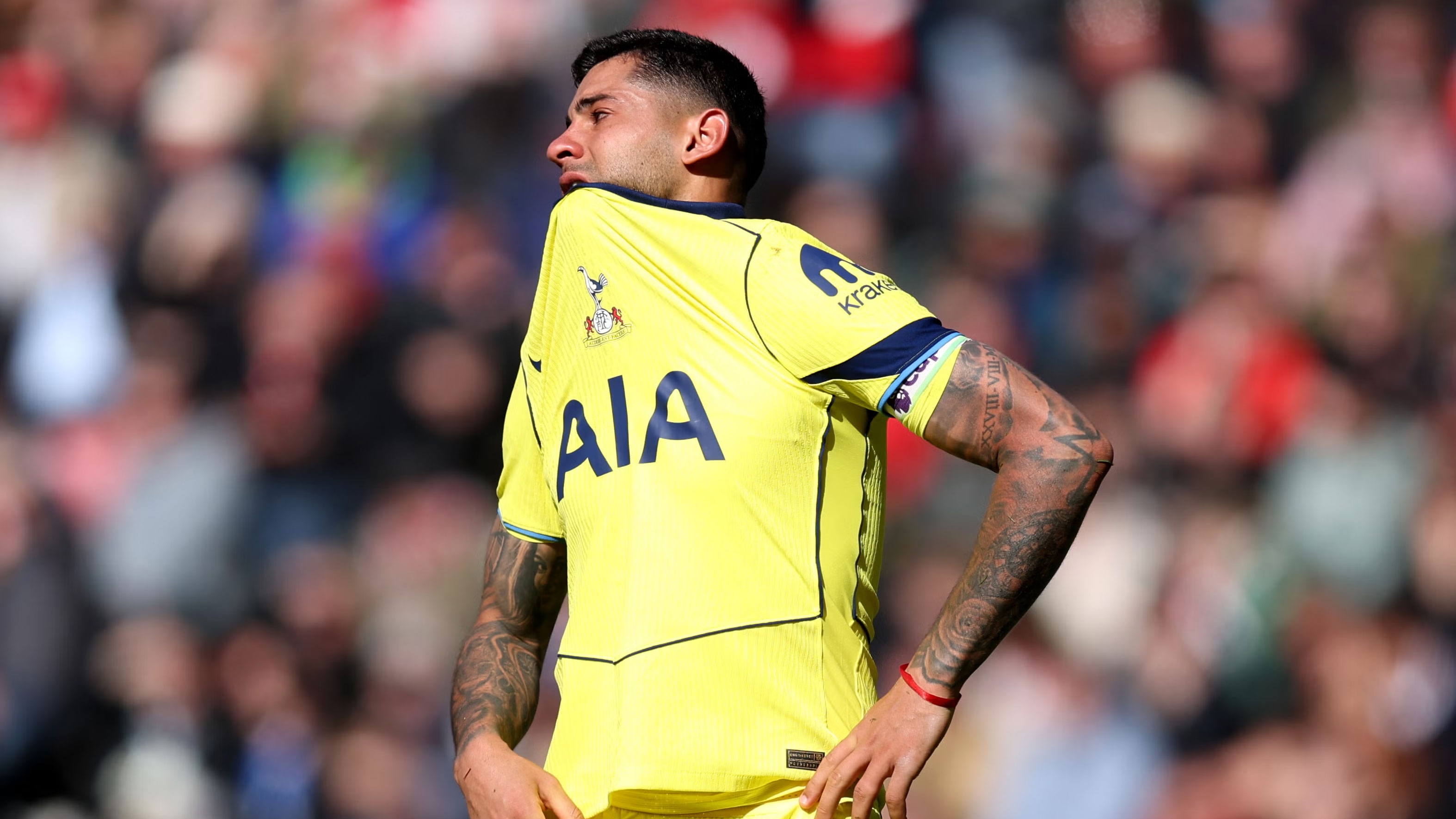 চোটে পড়ে আর্জেন্টাইন ফুটবলারের কান্না, বিশ্বকাপ খেলতে পারবেন তো