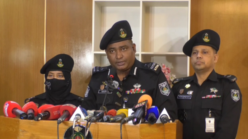 কারাগারের অসাধু সদস্যদের সহায়তায় হত্যা মামলার ৩ আসামি মুক্ত হয়: র‌্যাব