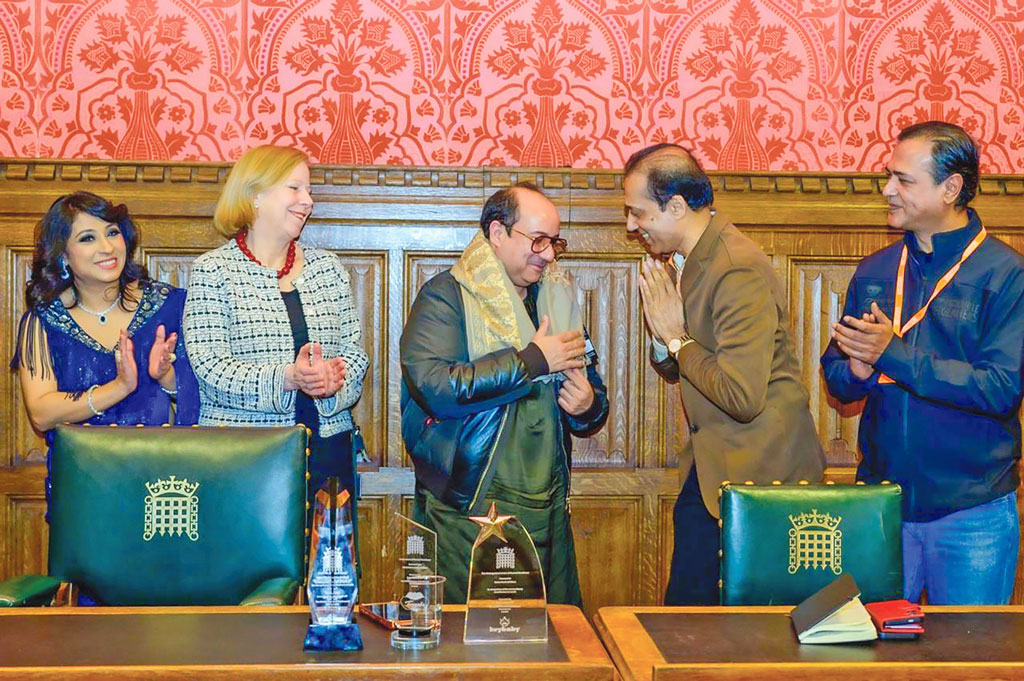 রাহাত ফতেহ আলী খান ও শাহ জামান খানকে সম্মাননা