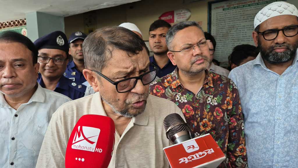 বিশেষ বিসিএসের মাধ্যমে আরও ৫ হাজার চিকিৎসক নেওয়া হবে: স্বাস্থ্যমন্ত্রী