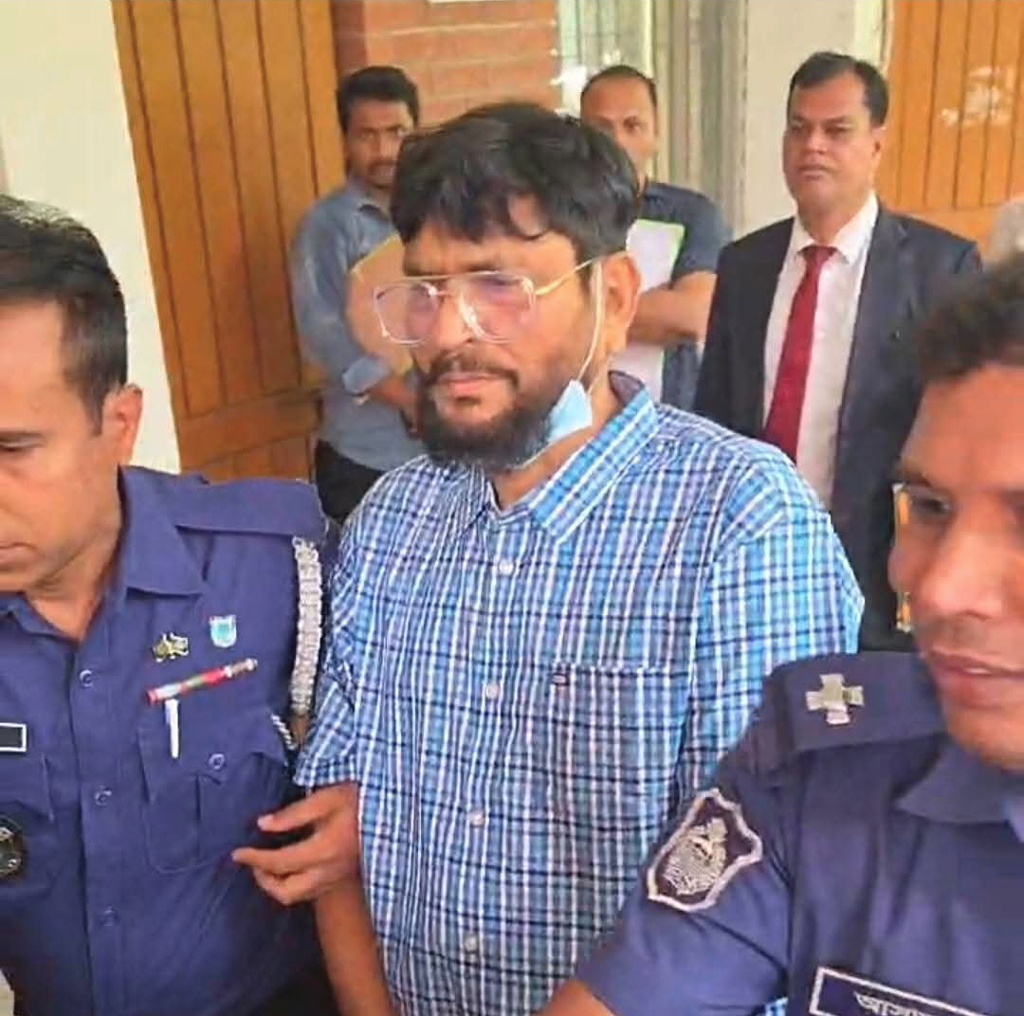 দুদকের মামলায় মানিকগঞ্জের সাবেক মেয়র রমজান আলী কারাগারে