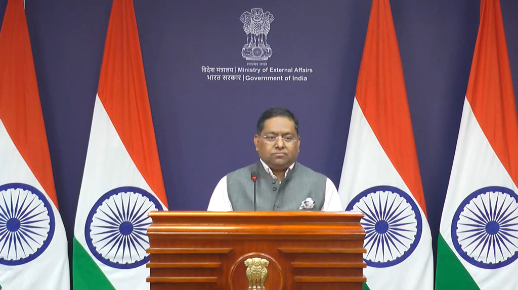 রাশিয়ার তেল কেনা বন্ধ নিয়ে ট্রাম্পের সঙ্গে মোদির কোনো ফোনালাপ হয়নি: দিল্লি