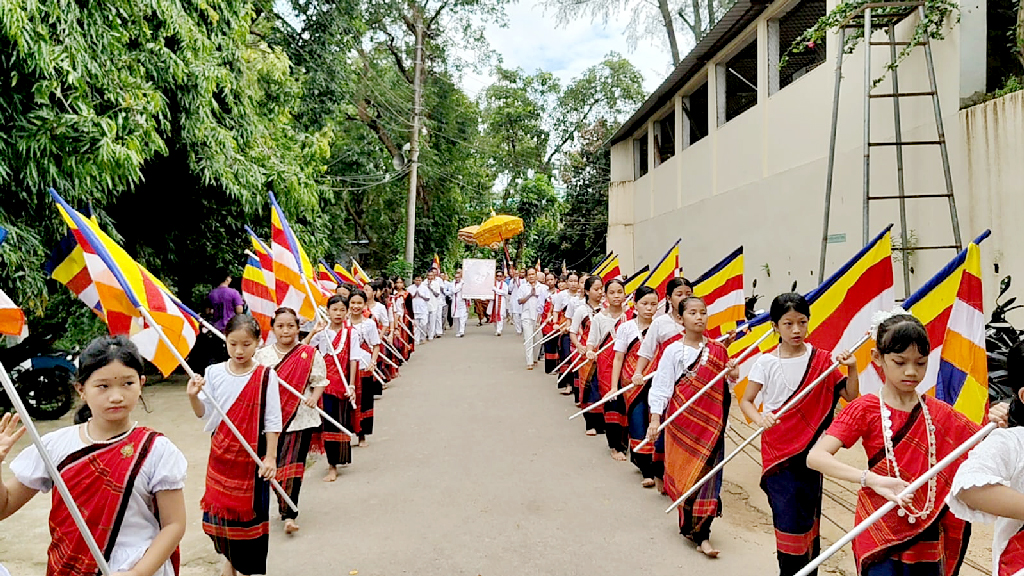 রাঙামাটির রাজবন বিহারে আষাঢ়ী পূর্ণিমা উদ্‌যাপিত