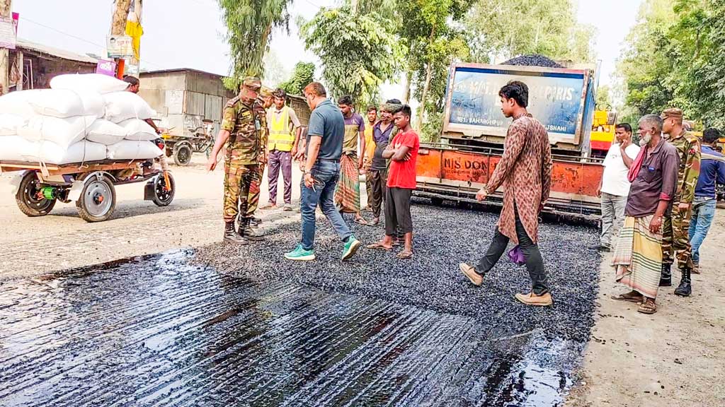 রংপুরের ১০ কিমি সড়কে ৬৩৬৫ টন পাথর উধাও