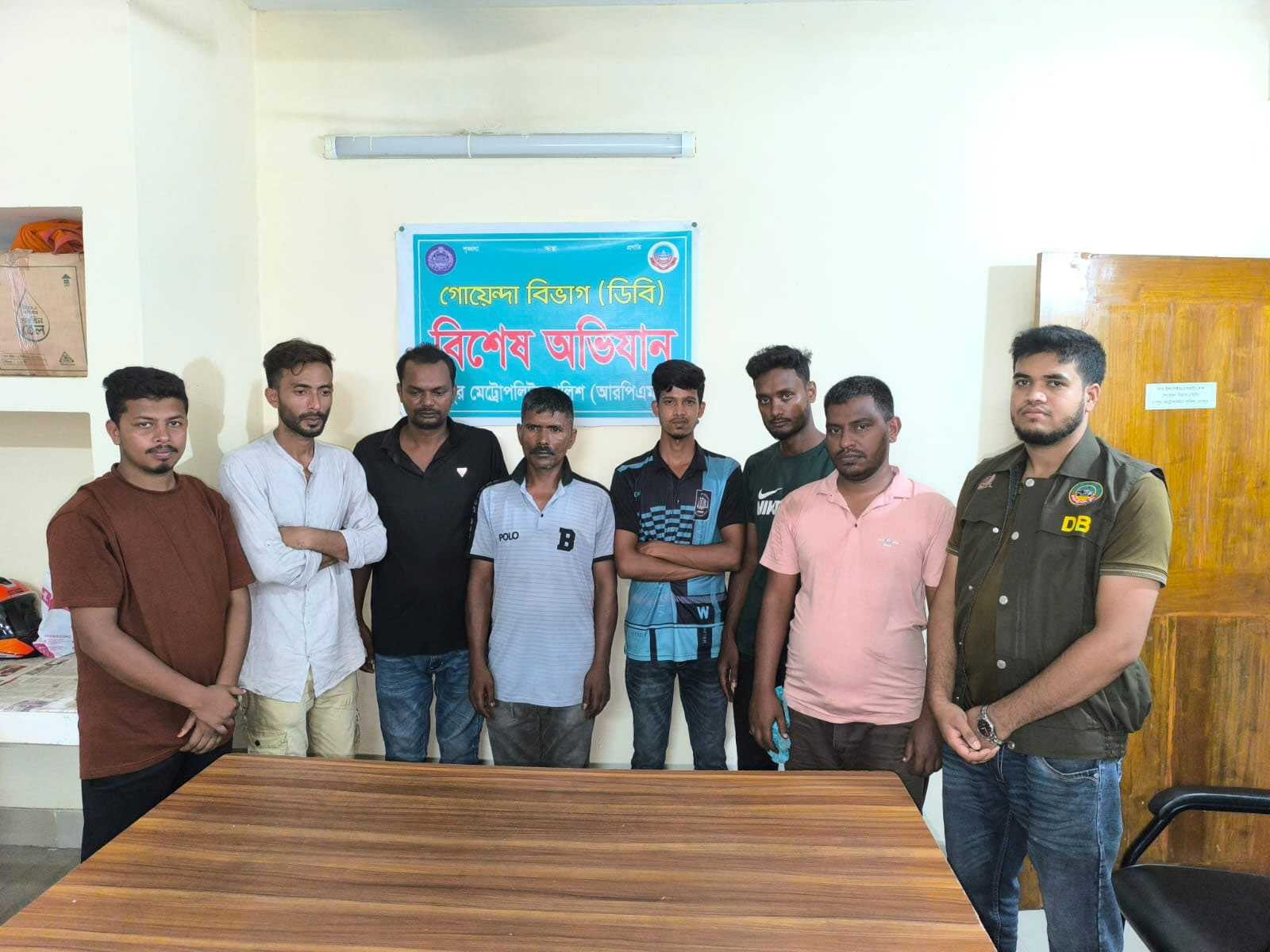 রোগী জিম্মি করে ভাড়া আদায়, রমেক হাসপাতালে অ্যাম্বুলেন্স সিন্ডিকেটের ৭ সদস্য গ্রেপ্তার