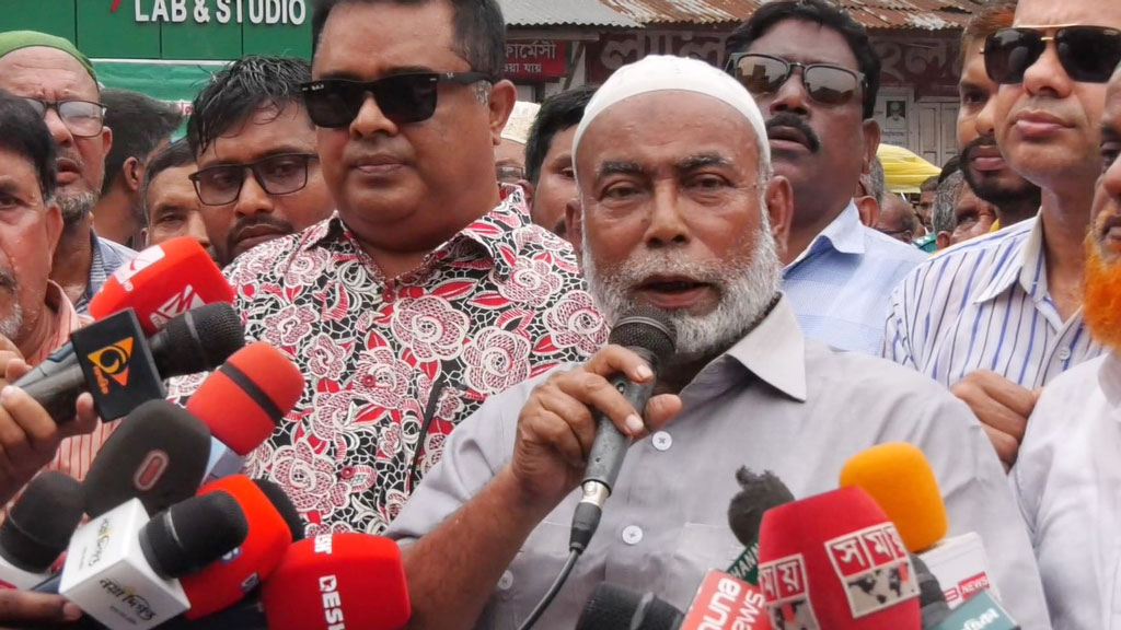 এনসিপিকে গালিগালাজ করলেন রংপুর সিটির সাবেক মেয়র মোস্তফা