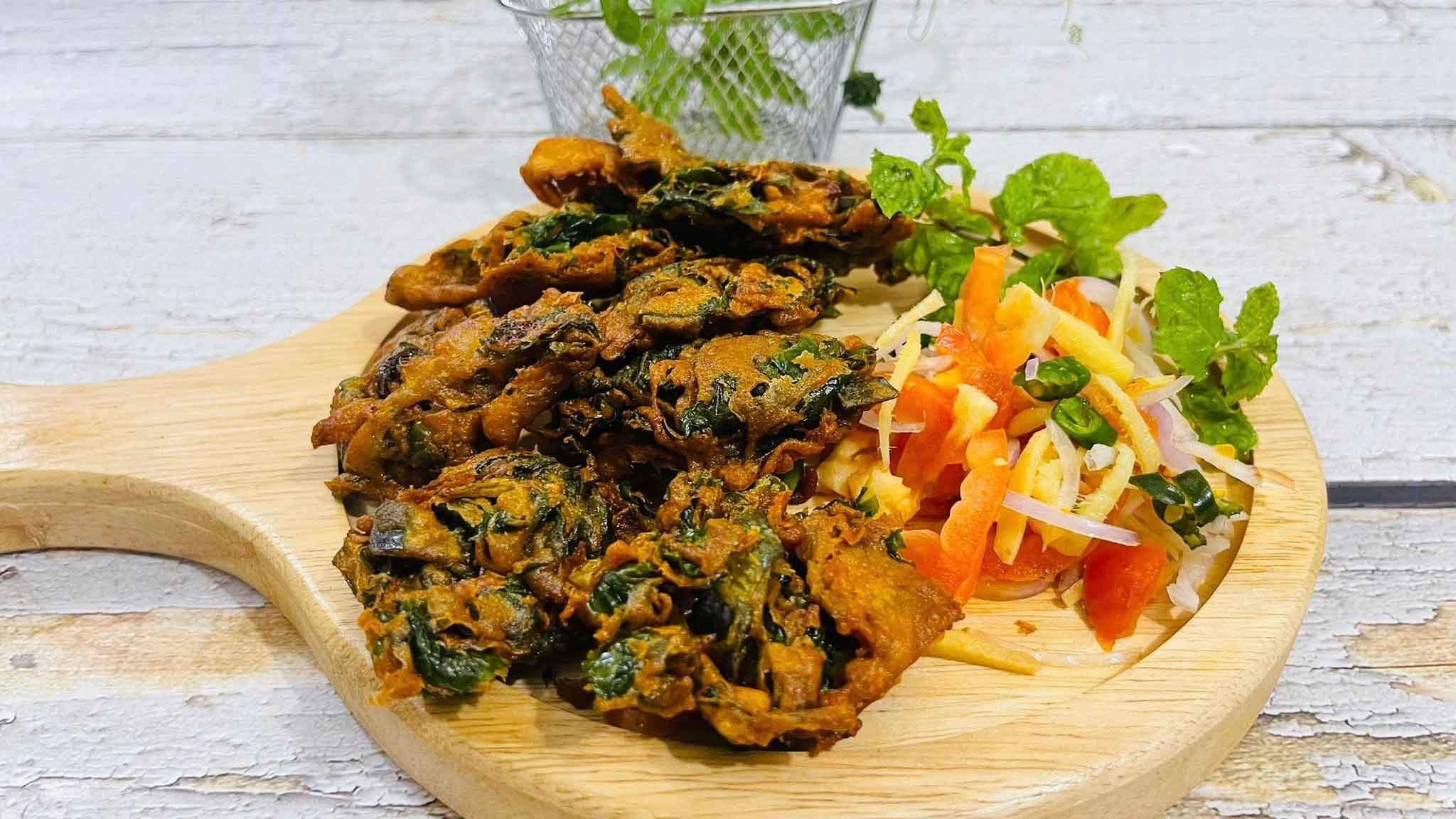 তেতো হলেও খেতে ভালো করলাপাতার বড়া