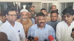 চিকিৎসক সময়মতো হাসপাতালে না এলে কঠোর ব্যবস্থা: দুলু