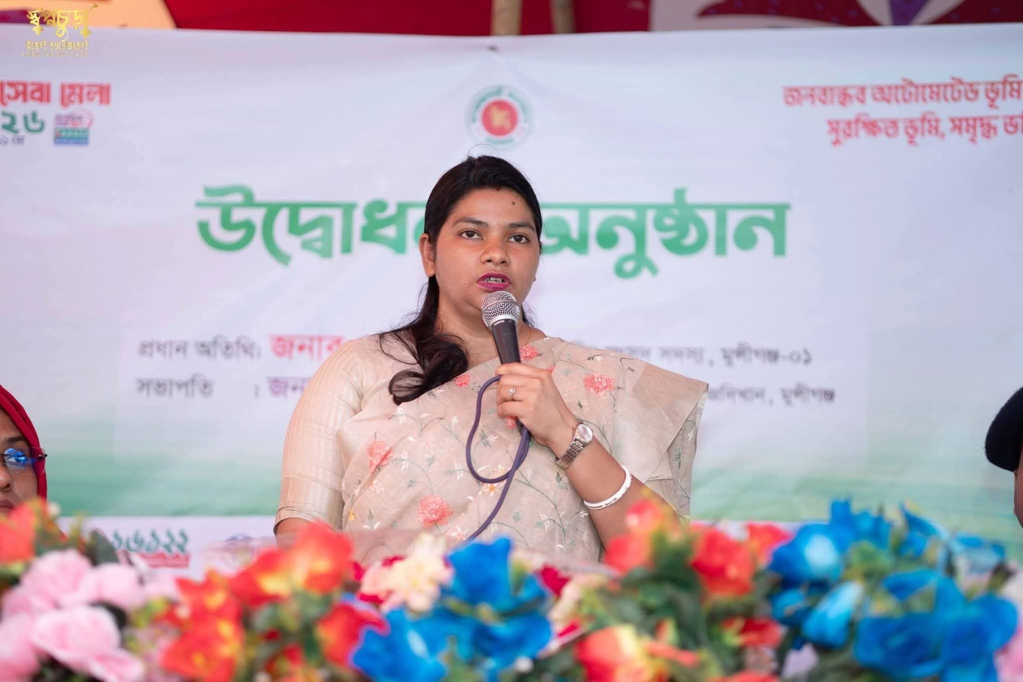 সিরাজদিখানে সব শিক্ষাপ্রতিষ্ঠানে শিক্ষার্থীদের মোবাইল ফোন নিষিদ্ধ
