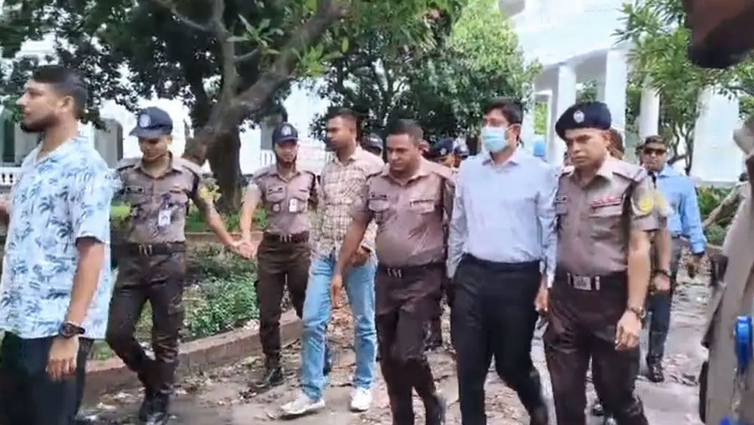 ইলিয়াস আলী গুমের মামলায় ট্রাইব্যুনালে উইং কমান্ডার সাইফুর