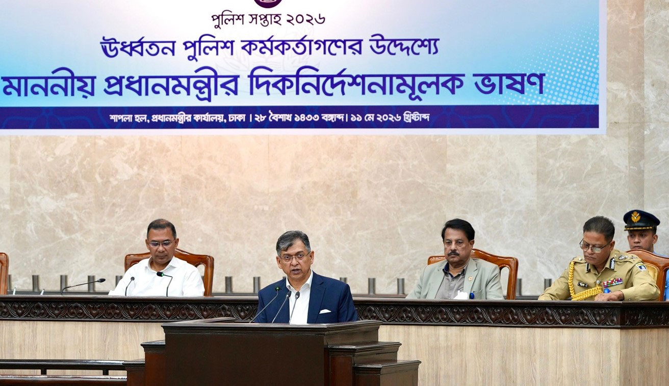 পুলিশের জন্য এখনই অ্যাভিয়েশন ইউনিট নয়: স্বরাষ্ট্রমন্ত্রী