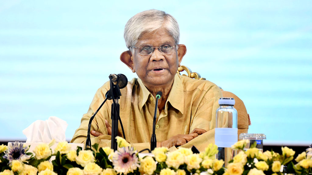 অর্থ উপদেষ্টা ড. সালেহউদ্দিন আহমেদ। ছবি: পিআইডি