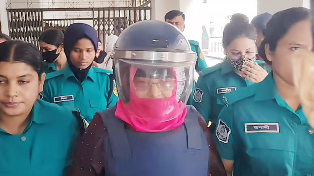 ধানমন্ডি ৩২ নম্বরে মারধরের শিকার সেই সালমা কারাগারে