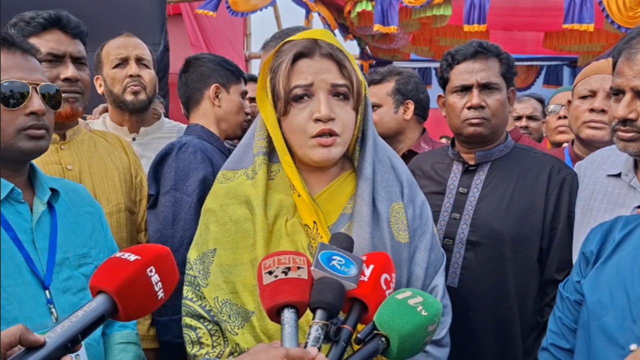 শেখ হাসিনাসহ সব দণ্ডপ্রাপ্তকে দেশে ফিরিয়ে আনতে কাজ করছে সরকার: পররাষ্ট্র প্রতিমন্ত্রী