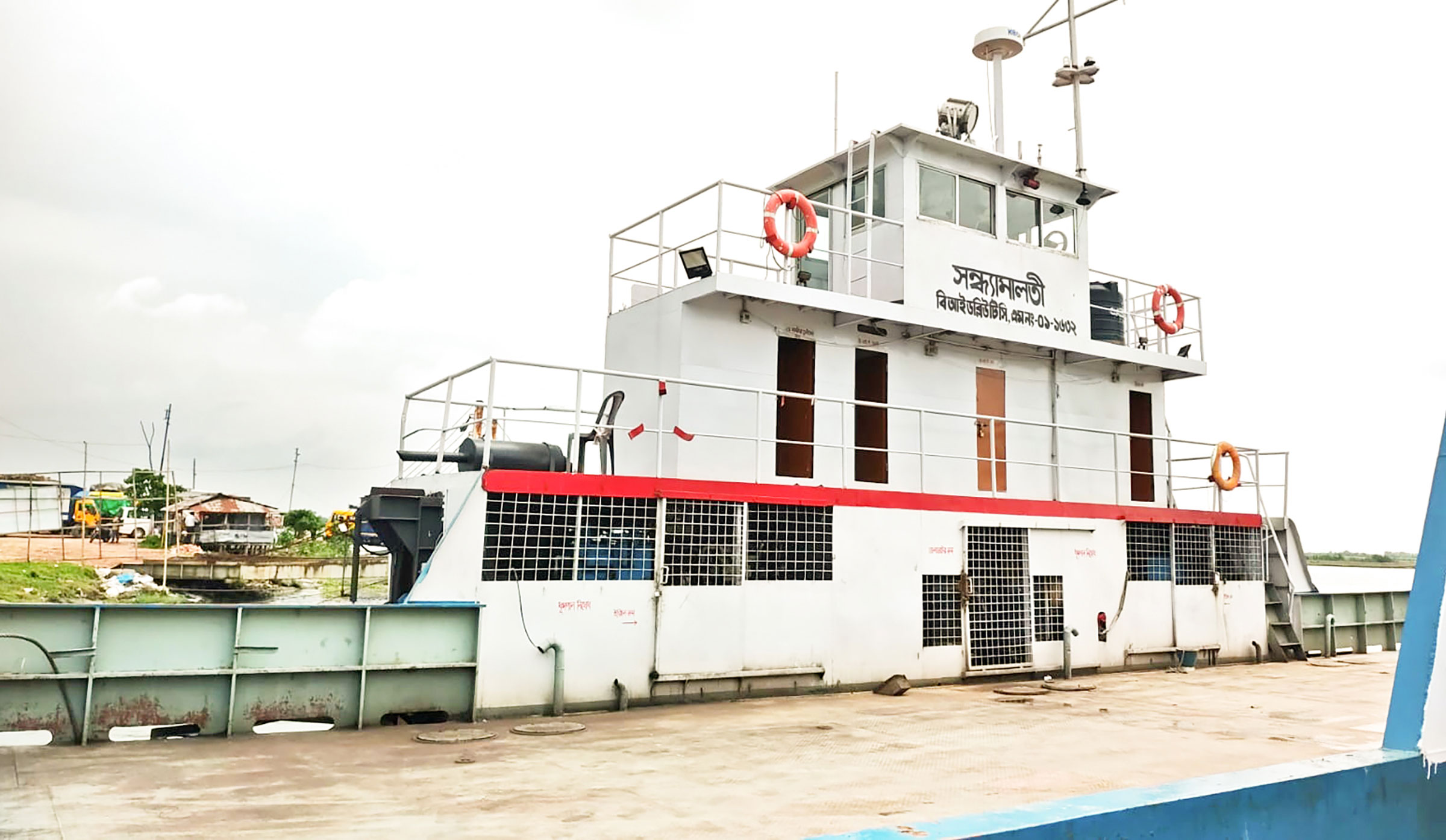 বরিশাল-ভোলা ফেরি সেবা: ৭ ট্রিপেই অচল সন্ধ্যামালতী