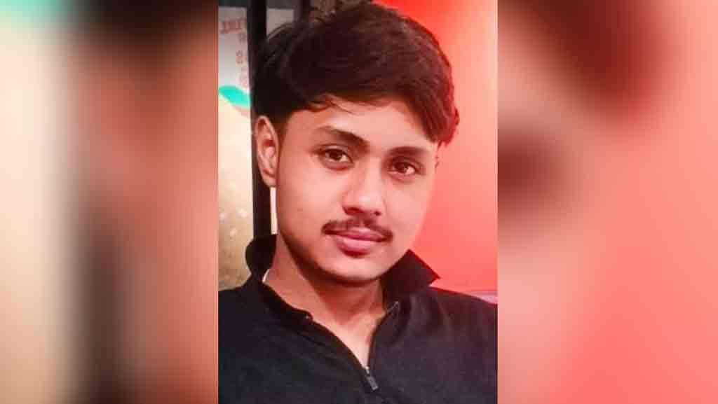 চা বিক্রেতাকে বাঁচাতে গিয়ে ছুরিকাঘাতে প্রাণ গেল কলেজছাত্রের