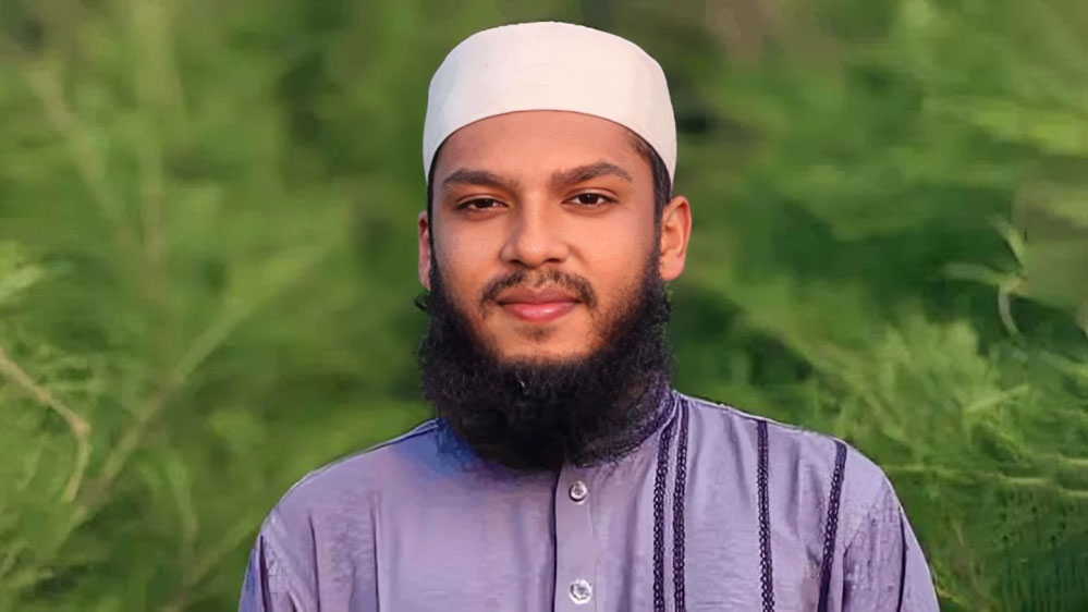 সৌদি আরবে এআই হ্যাকাথনে চ্যাম্পিয়ন ইবি শিক্ষার্থী