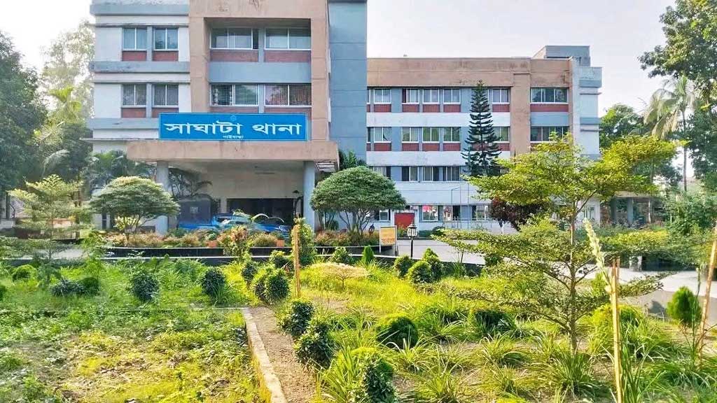 থানায় ঢুকে পুলিশকে ছুরিকাঘাত: পুকুর থেকে হামলাকারী যুবকের লাশ উদ্ধার