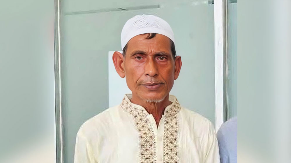 সিলেটে ব্যবসায়ীকে কুপিয়ে হত্যা