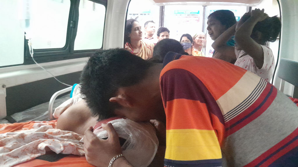 জমি নিয়ে সংঘর্ষে শিক্ষক নিহত
