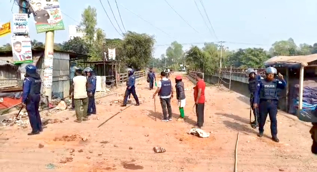 সিরাজগঞ্জে দুই পক্ষের সংঘর্ষে আহত ৩০