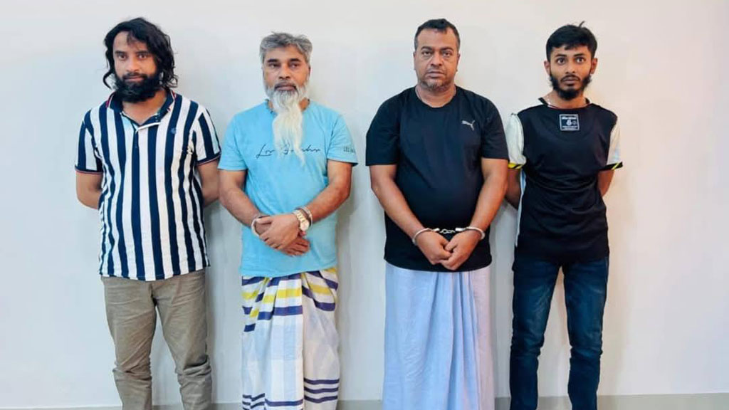 শীর্ষস্থানীয় সন্ত্রাসী সুব্রত বাইন ৮ দিন, মোল্লা মাসুদসহ তিনজন ৬ দিনের রিমান্ডে
