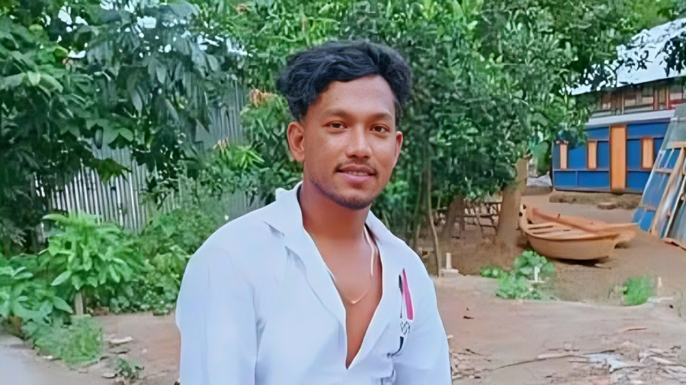 নরসিংদীতে যুবককে কুপিয়ে হত্যা
