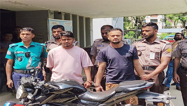 সিলেটে মোটরসাইকেল চোরসহ আটক ২