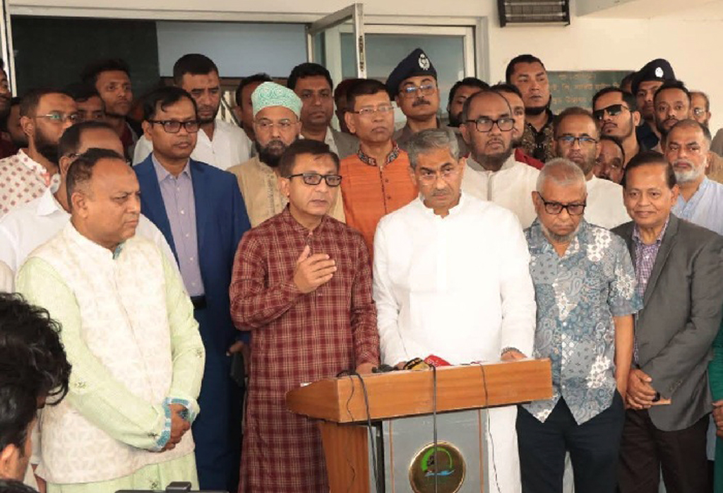 ঈদের আগে শিল্প-কারখানার শ্রমিকদের বকেয়া বেতন-ভাতা পরিশোধ করা হবে: বাণিজ্যমন্ত্রী