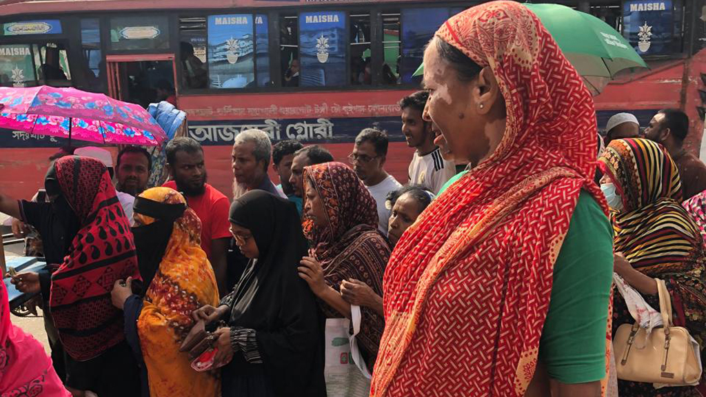 ‘টানাটানির সংসারে যদি ৩০০ টাকা বাঁচে, এইটা আমাগো জন্য অনেক কিছু’