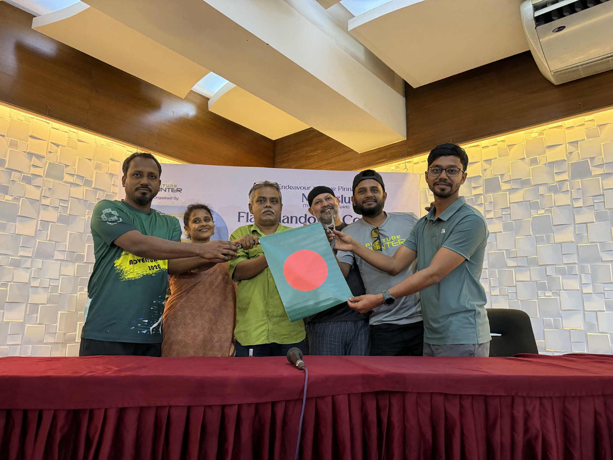 মানাসলু অভিযানে যাচ্ছেন বাংলাদেশের পর্বতারোহী তমাল