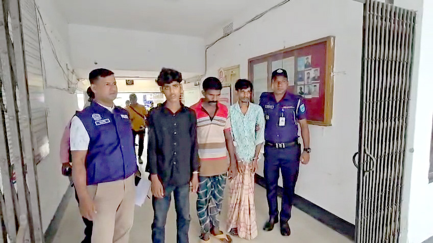 ভুল ট্রেনে উঠে দলবদ্ধ ধর্ষণের শিকার নারী, গ্রেপ্তার ৩