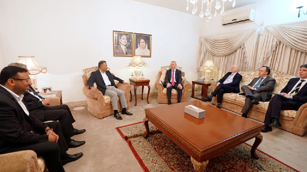 তারেক রহমানের সঙ্গে ১১ রাষ্ট্রদূতের বৈঠক